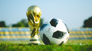 库里狂飙12记三分球，勇士主场大胜对手